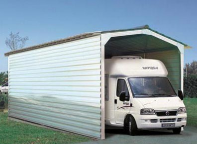 Carport véhicule de loisir avec cloisons et parois fermées pour faire un garage grande hauteur métallique